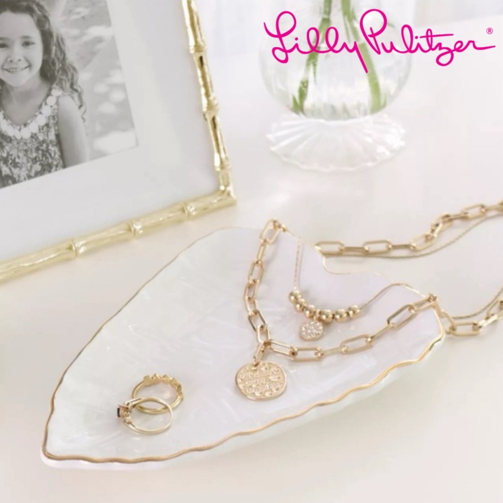 Lilly Pulitzer Leaf Trinket Tray in Resort White